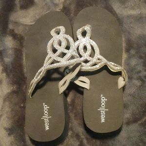 Silver/black sandals